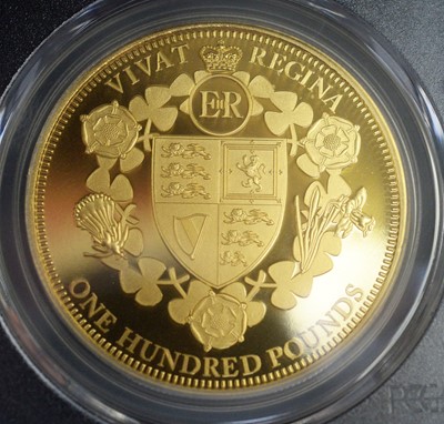 Lot 191 - 2015 Vivat Regina Birthday £100 gold proof coin