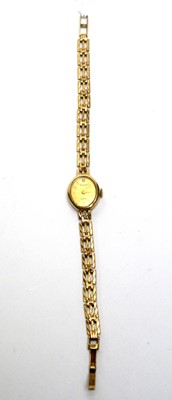 Lot 1150 - An Accurist 9ct yellow gold cased wristwatch