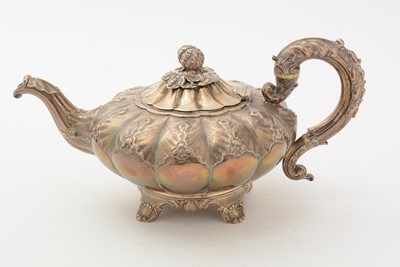 Lot 67 - A George IV silver teapot