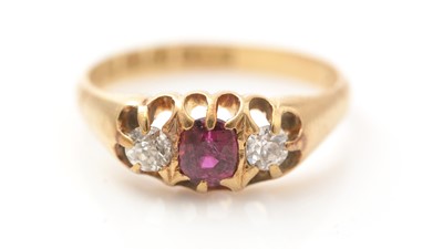 Lot 480 - An Edwardian ruby and diamond ring