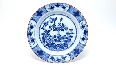Lot 815 - English Delftware Charger