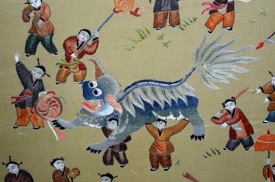 Lot 1027 - 20th Century Chinese - Figures enjoying a festival | embroidered silk