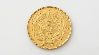 Lot 913 - A gold South African 1 pond coin, 1898