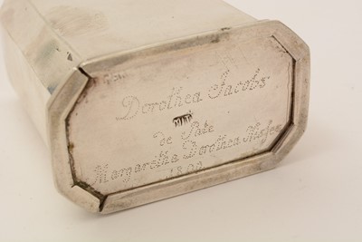 Lot 120 - An early 19th Century Continental silver tea caddy