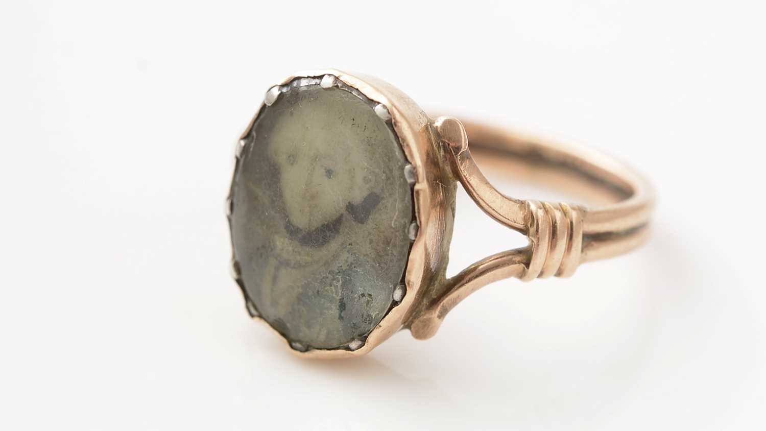 Lot 468 - A miniature portrait ring, possibly depicting Bonnie Prince Charlie