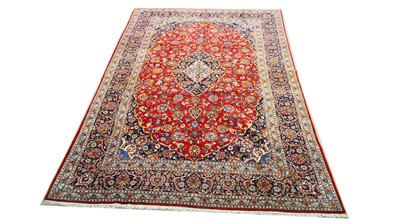 Lot 1220 - A Kashan carpet