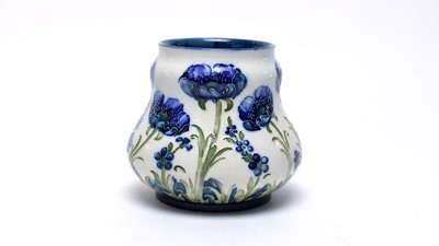 Lot 810 - Macintyre Moorcroft poppy pattern vase