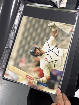 Lot 487 - A collection of signed photographs of sportspeople