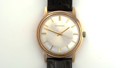 Lot 775 - Garrard: a 9ct yellow gold cased manual wind wristwatch