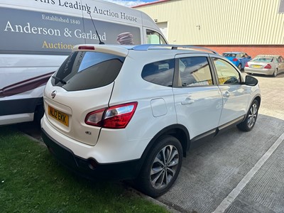 Lot 516 - A 2012 Nissan Qashqai white diesel motor car