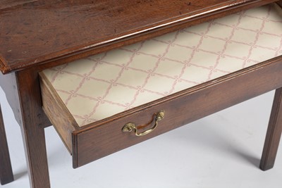 Lot 1359 - A George III oak side table