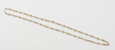 Lot 777 - A 9ct yellow gold necklace