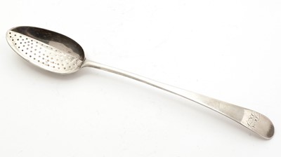 Lot 346 - A George III silver strainer spoon