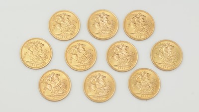 Lot 818 - Ten Elizabeth II gold sovereigns, all 1963