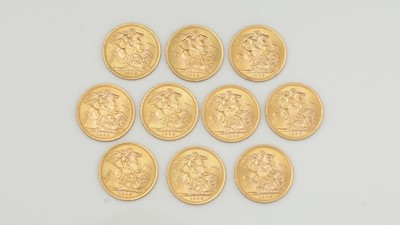 Lot 820 - Ten Elizabeth II gold sovereigns, all 1968