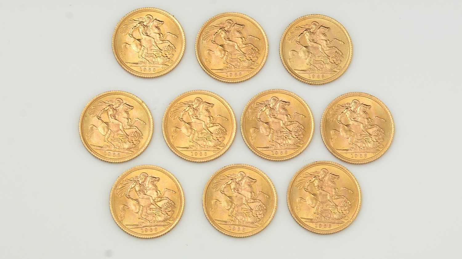 Lot 821 - Ten Elizabeth II gold sovereigns, all 1966