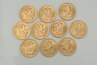 Lot 827 - ﻿ten Elizabeth II gold sovereigns: 6x 1963 and 4x 1966