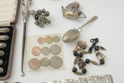 Lot 830 - A selection of silver items and other plated pieces and coins