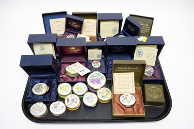 Lot 132 - A collection of boxed Crummles English Enamels pill boxes