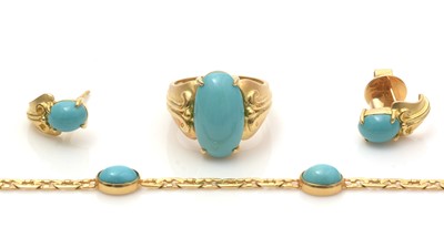 Lot 714 - Turquoise cabochon set ring, bracelet and earrings