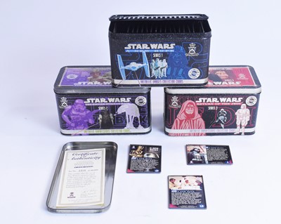 Lot 319 - A selection of Star Wars games and collectibles.