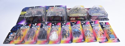 Lot 321 - A collection of Hasbro and Kenner Star Wars collectible figures.