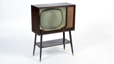 Lot 45 - A mid-Century RGD Model 611L Television receiver