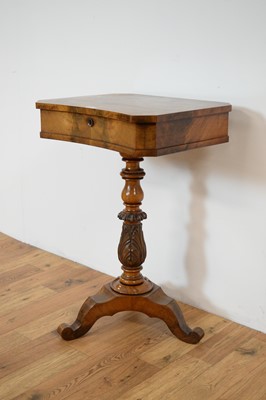 Lot 16 - A 19th Century mahogany concave fronted work table