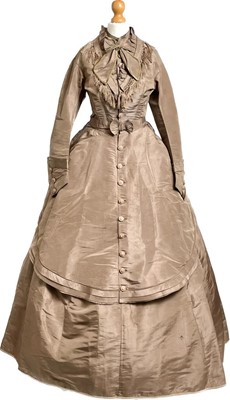 Lot 1125 - A Victorian four-piece chocolate silk day dress