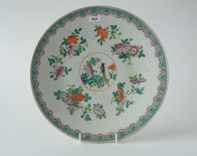 Lot 843 - Famille rose charger