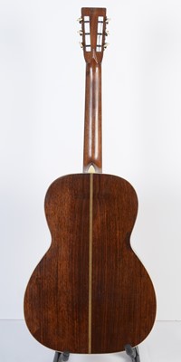 Lot 802 - 1929 Martin 00028 guitar