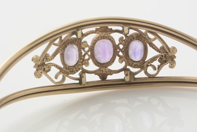 Lot 196 - An amethyst and 9ct yellow gold cuff bracelet