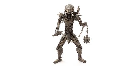 Lot 325 - An original metal sculpture depicting the Predator