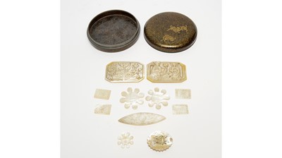 Lot 872 - Japanese Meiji lacquer box, quantity of mother of pearl items