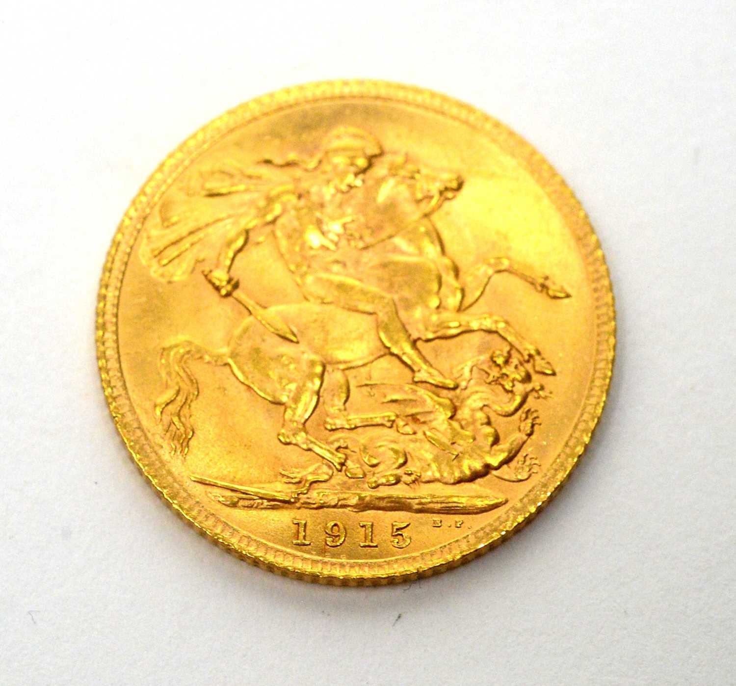 Lot 84 - A George V gold sovereign