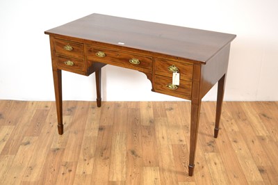 Lot 30 - A Georgian style inlaid mahogany writing desk
