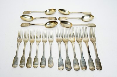 Lot 155 - 18th/19th Century silver spoons and forks