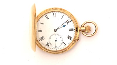 Lot 571 - An 18ct yellow gold cased hunter pocket watch