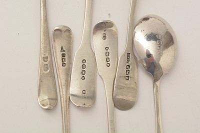 Lot 114 - A selection of 19th Century and other silver teaspoons