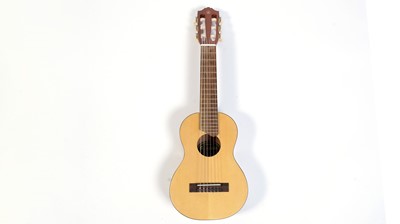 Lot 826 - Yamaha GL1 guitalele