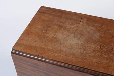 Lot 1442 - A George IV mahogany drop leaf dining table
