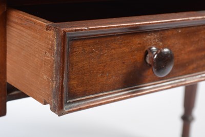 Lot 941 - An early Victorian mahogany writing table