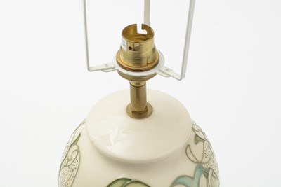 Lot 120 - Moorcroft lamp