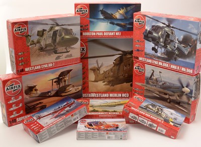 Lot 194 - Ten Airfix model constructor kits