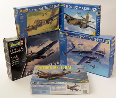 Lot 196 - Twelve Revell model constructor kits