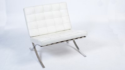 Lot 24 - White Leather 'Barcelona' chair