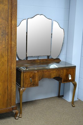Lot 19 - A 1940s burr walnut bedroom suite