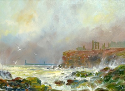 Lot 1094 - Terence "Terry" McArdle - King Edward Bay, with Tynemouth Priory in the Distance | oil