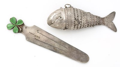 Lot 424 - An Edwardian silver bookmark; and a continental silver small flexible fish box