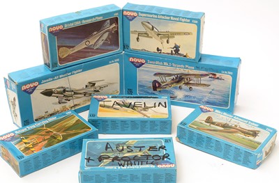 Lot 247 - Ten Novo model constructor kits